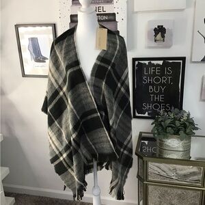 Plaid Black and Gray Women's Cape